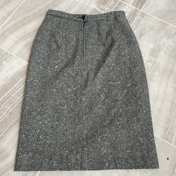 Size 4 Pendleton 100% Wool Pencil Skirt - Picture 2 of 4
